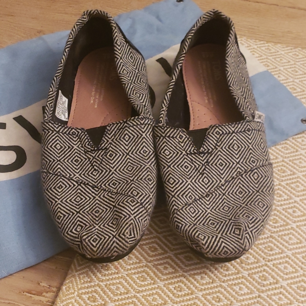 Toms wool flat
